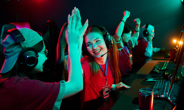 becas esports awex education