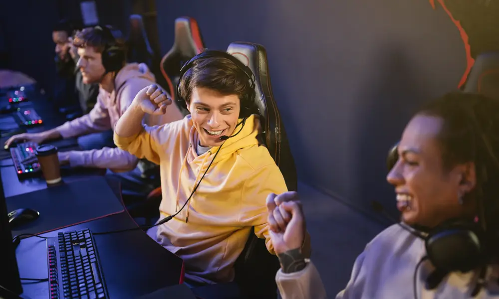 becas esports awex education