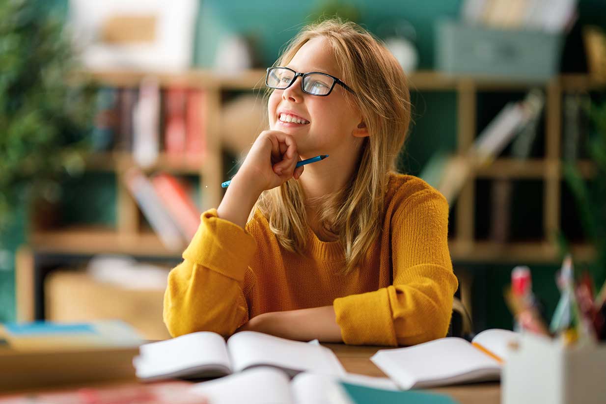 ¿Merece la pena estudiar en el extranjero? Estudiante viviendo una experiencia internacional.